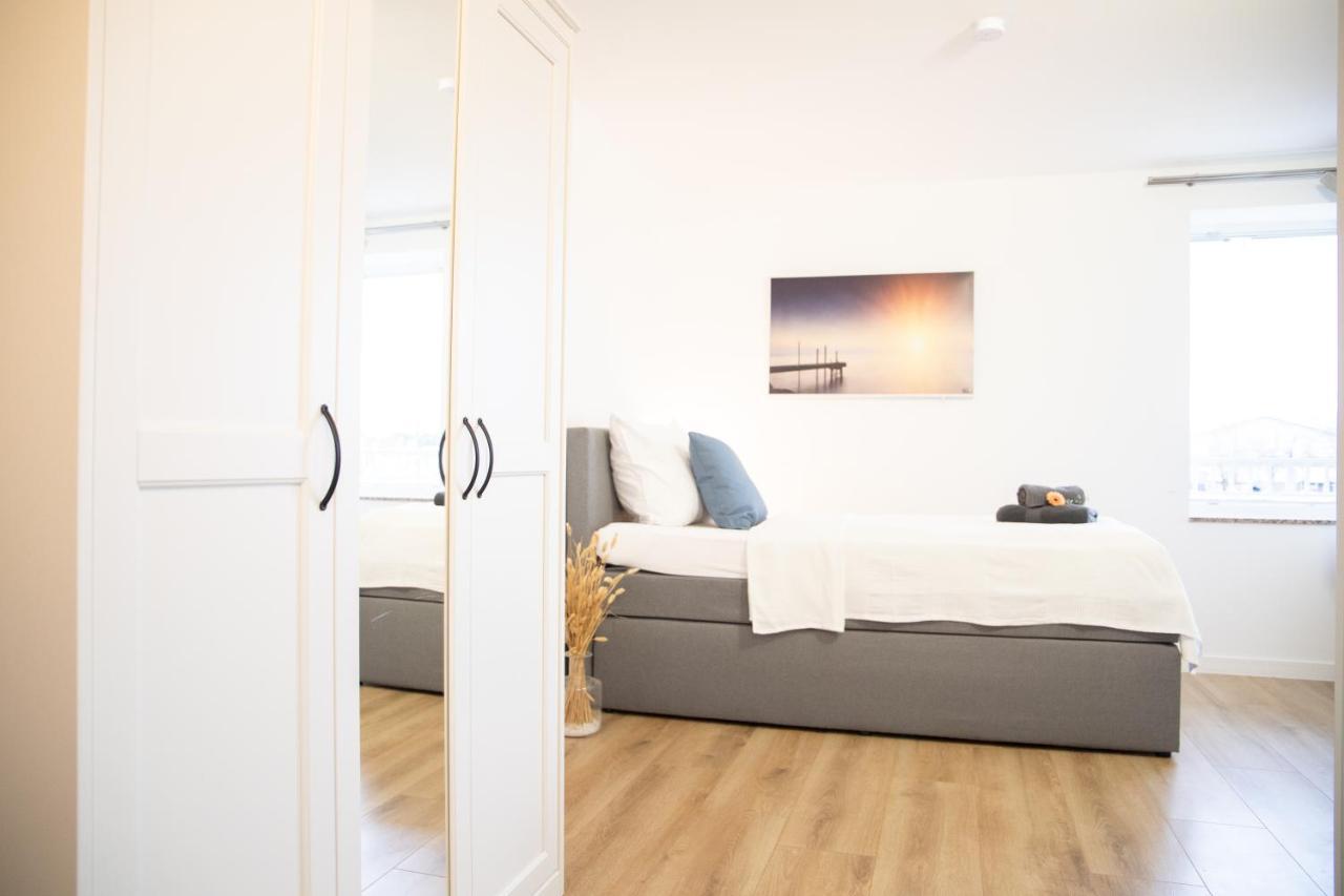 Gaestezimmer Ross Hohenlinden Exteriör bild