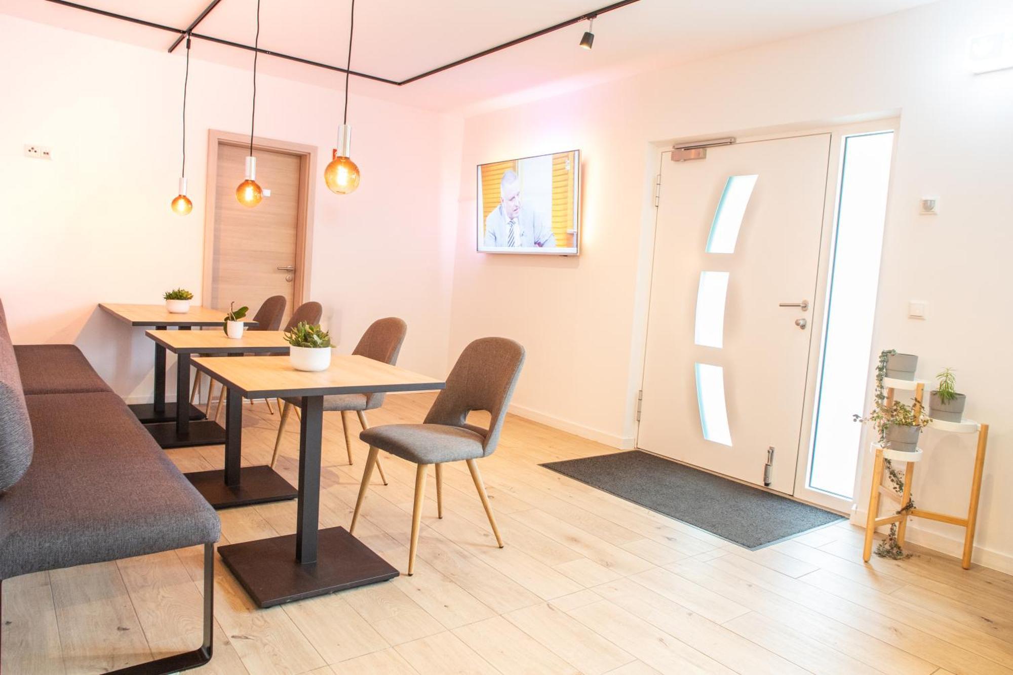 Gaestezimmer Ross Hohenlinden Exteriör bild